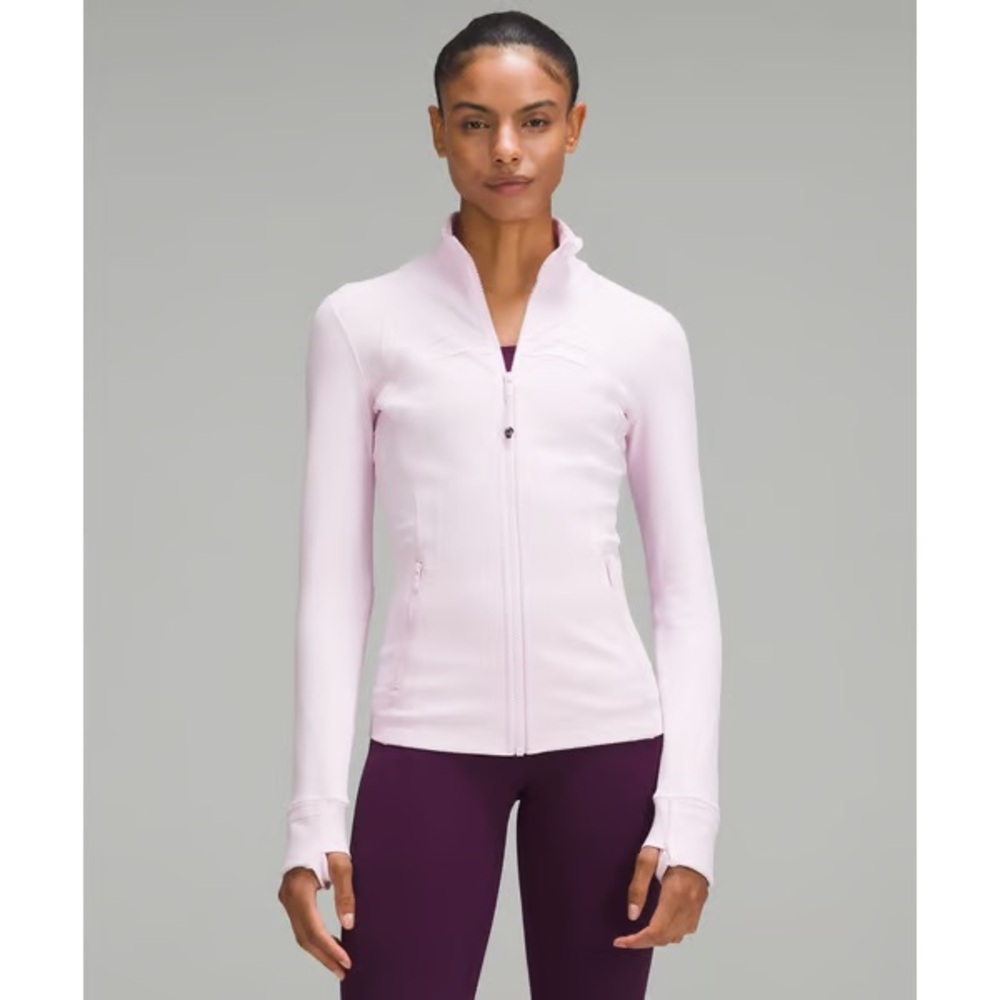 Lululemon Define Jacket Nulu - Pink
Size 10